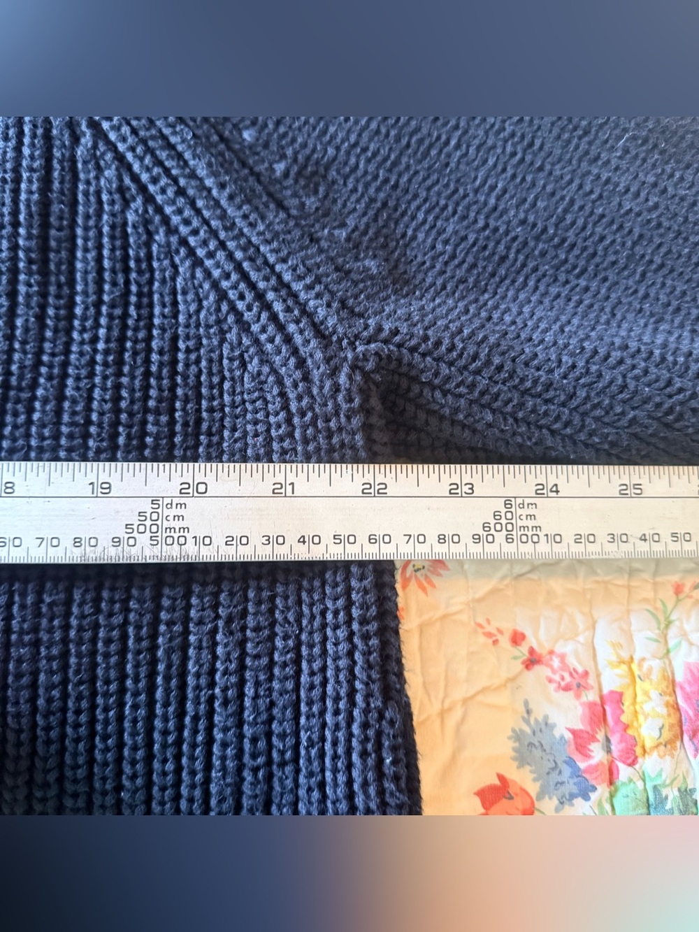 Quince 100% Organic Cotton Fisherman Crew Sweater — Black, XL - Picture 6 of 7